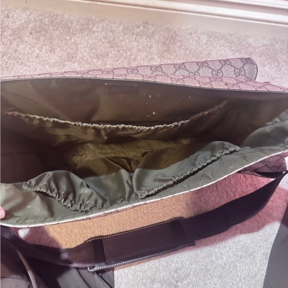 Gucci Beige Monogram Diaper Bag - Picture 7 of 9